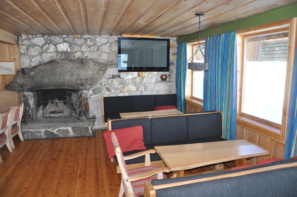 מלון בוברדאלן Leirvassbu Fjellstue מראה חיצוני תמונה
